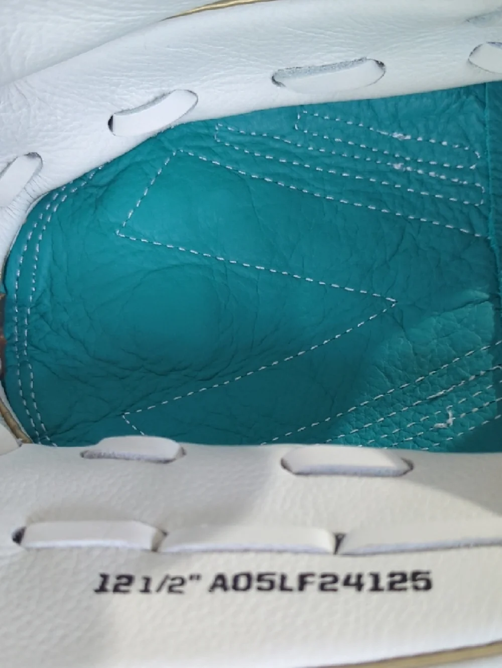 Wilson Teal, White and Gold Baseball Glove - Picture 9 of 9